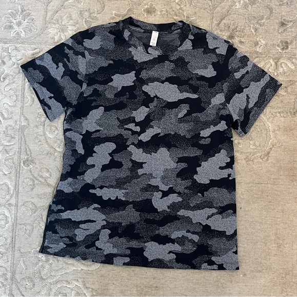 Lululemon All Yours Short Sleeve Training Tee, Heritage speckle camo jacquard. - Picture 6 of 7